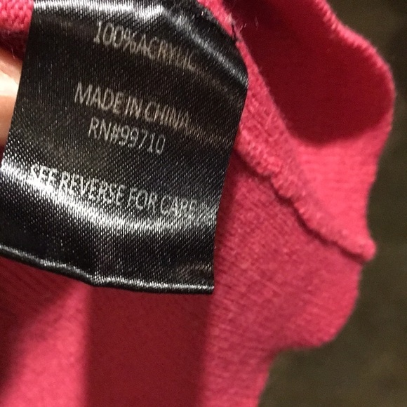 Sweater - Picture 3 of 4